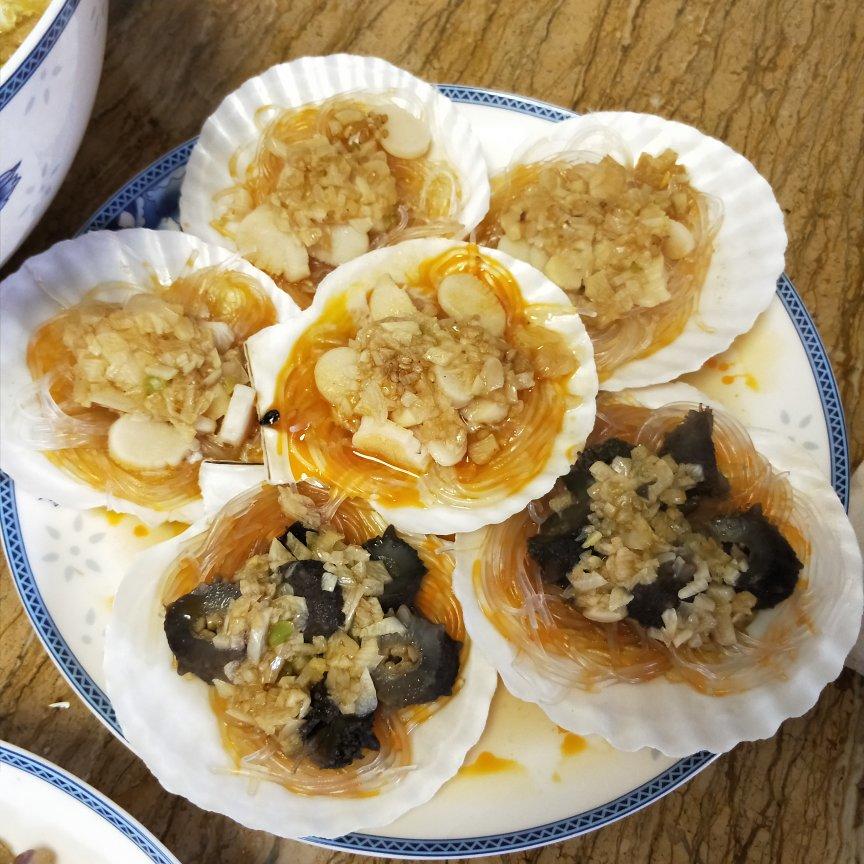 蒜蓉粉丝蒸扇贝