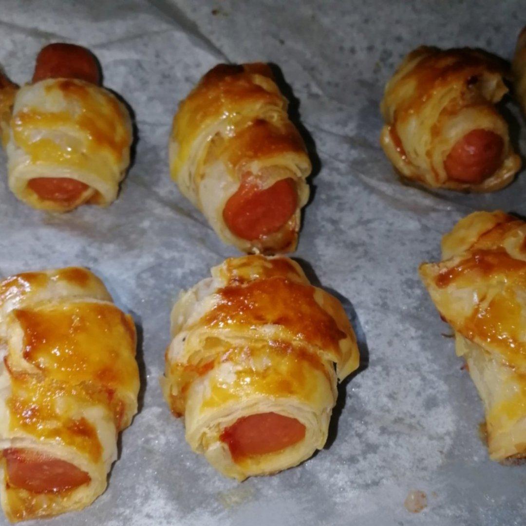 香肠酥皮卷：手抓饼皮还能这样吃，不用和面快速搞定早餐