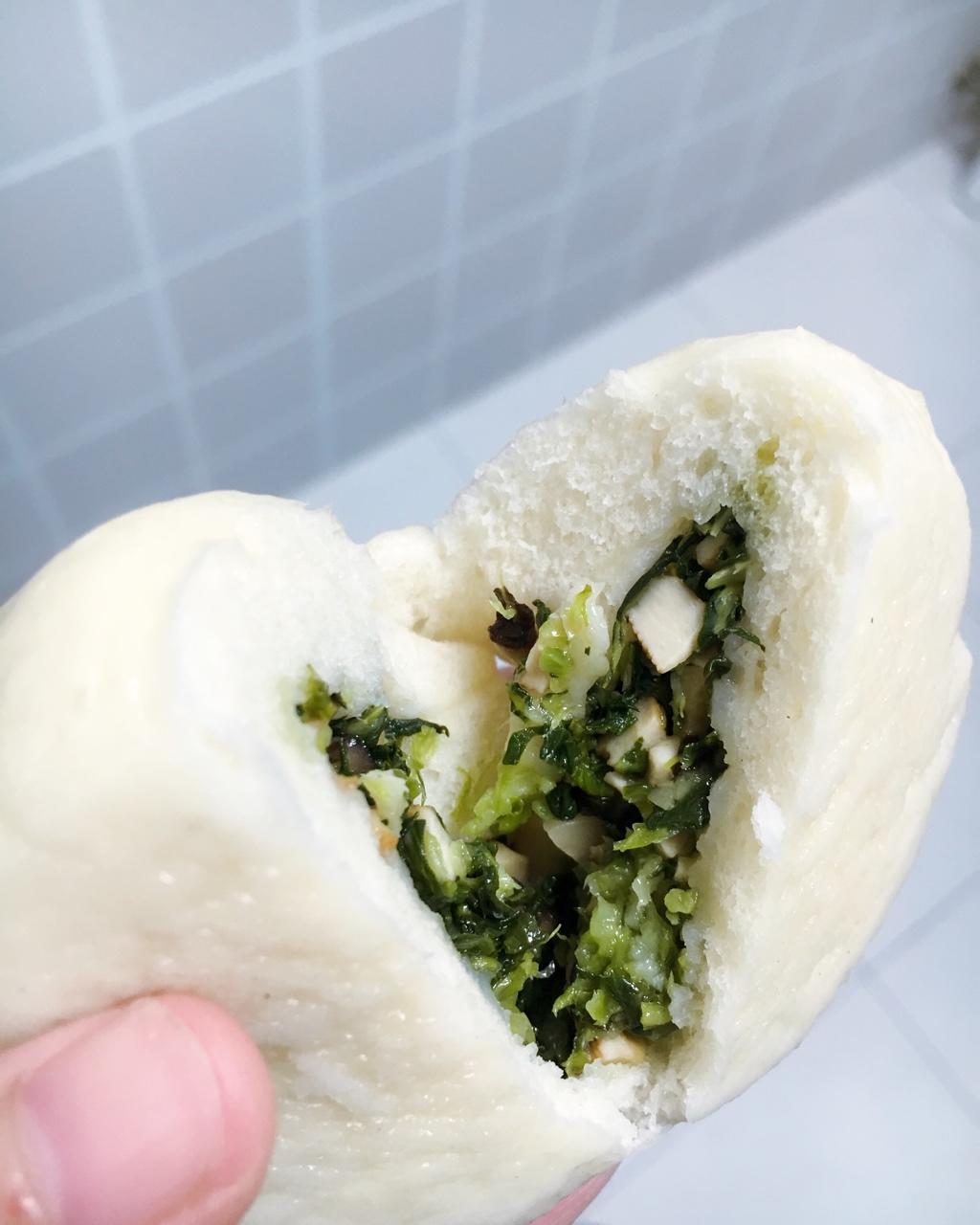 冬笋香菇菜包
