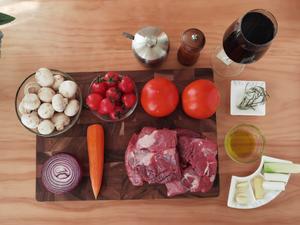 番茄红酒炖牛肉的做法 步骤1