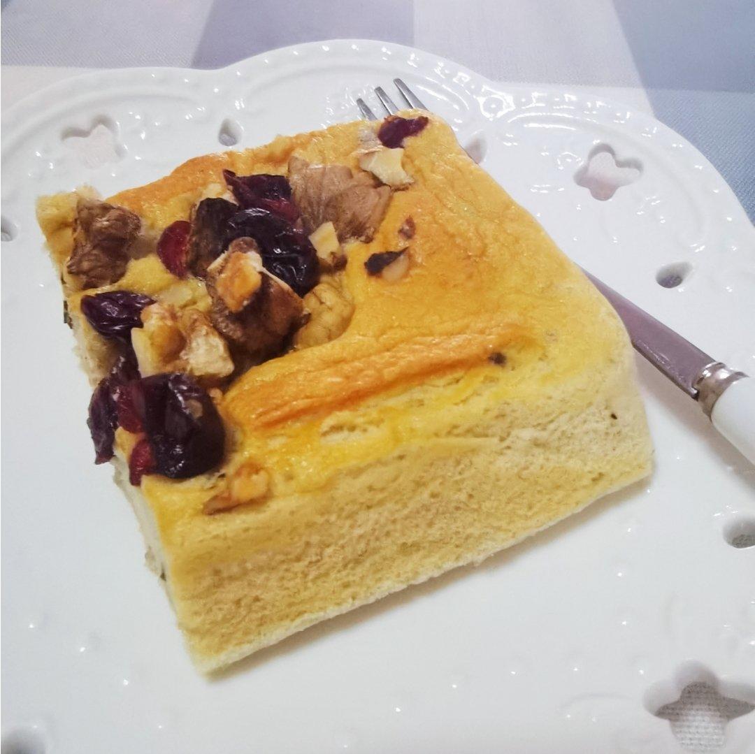 香蕉酸奶果干蛋糕