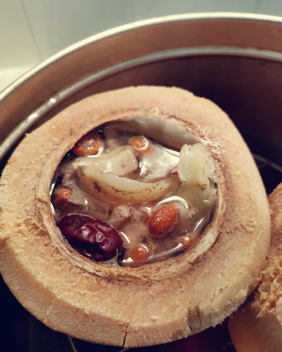 清甜椰子鸡汤