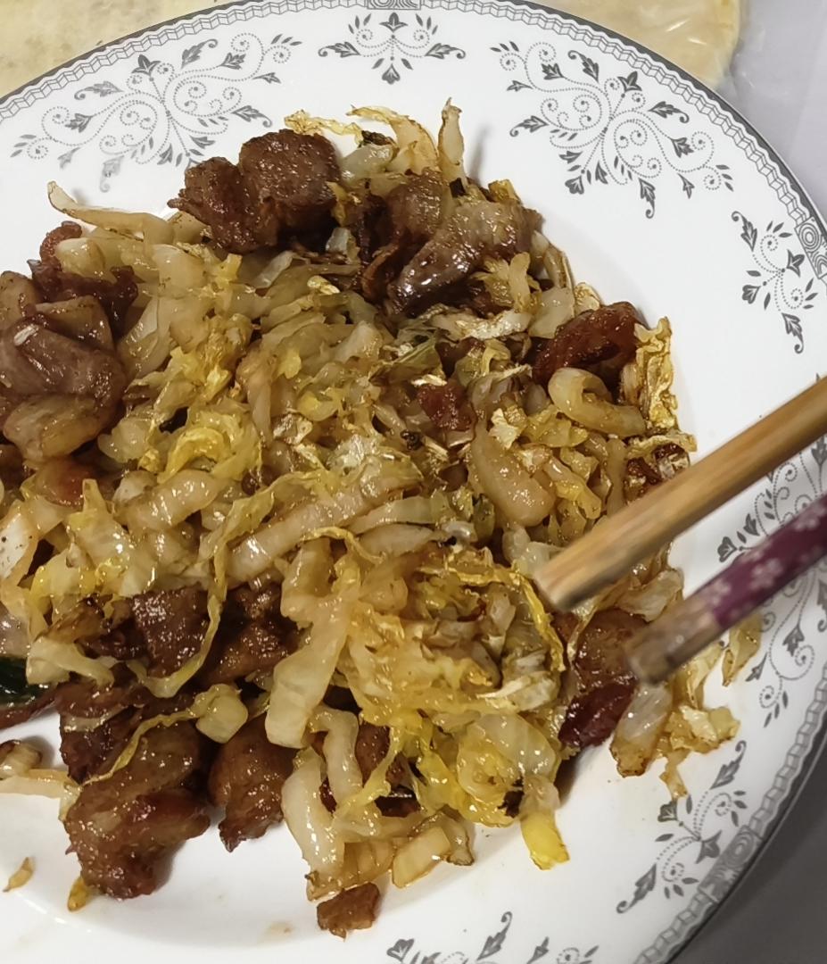 五花肉炒酸菜(东北酸菜)
