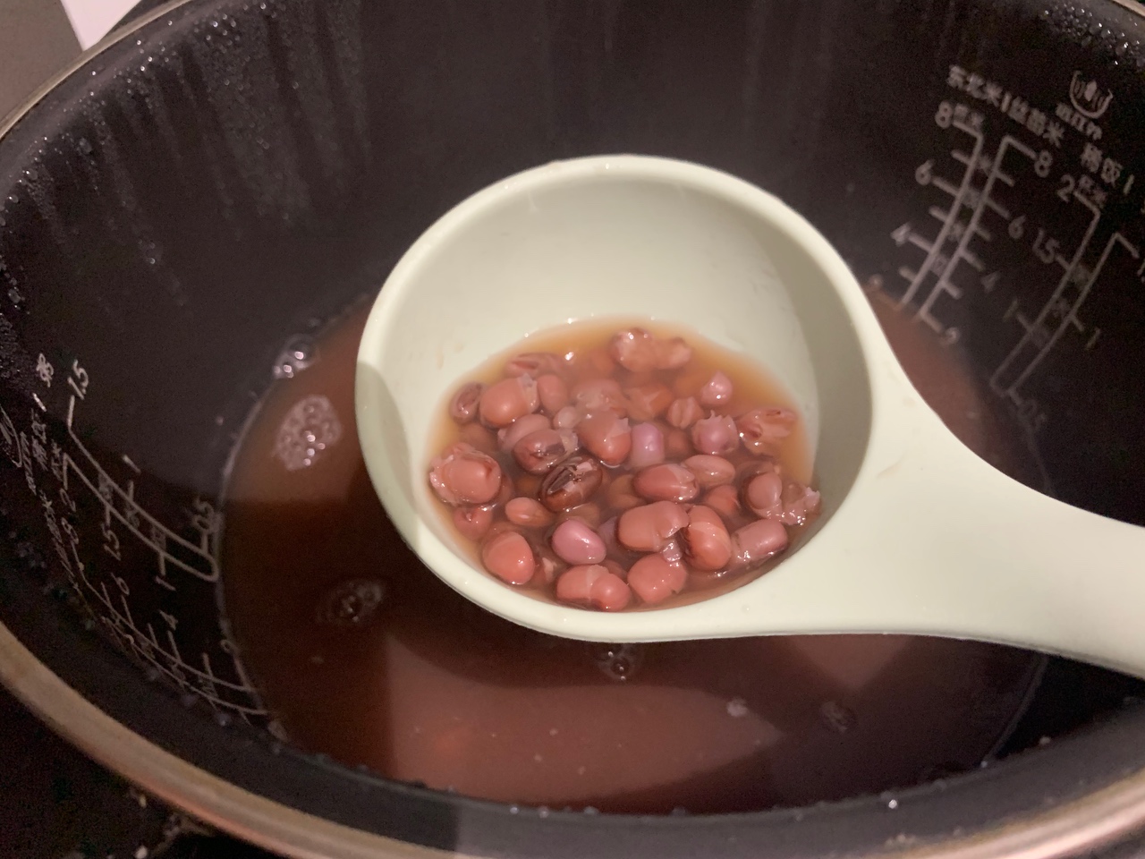 低卡奶香芋头红豆汤❗️比奶茶好喝百倍❗️的做法 步骤1