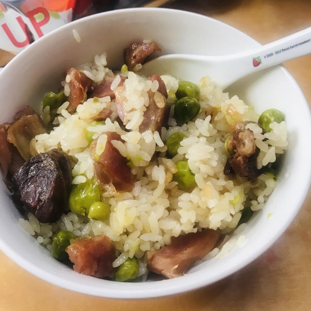 腊味煲仔饭，20分钟饭菜同出