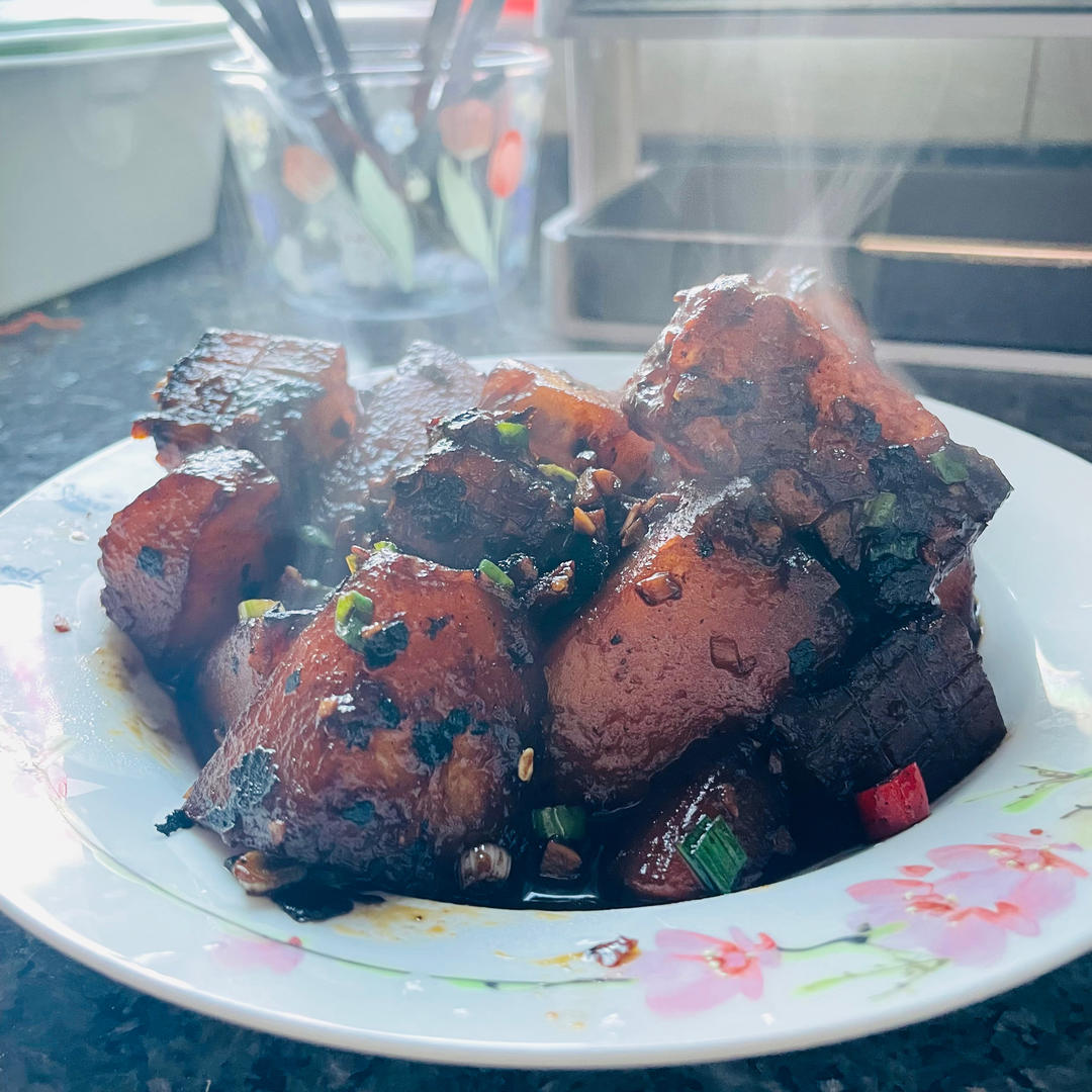 红烧冬瓜最完美做法，不加一滴水，瞬间秒杀红烧肉