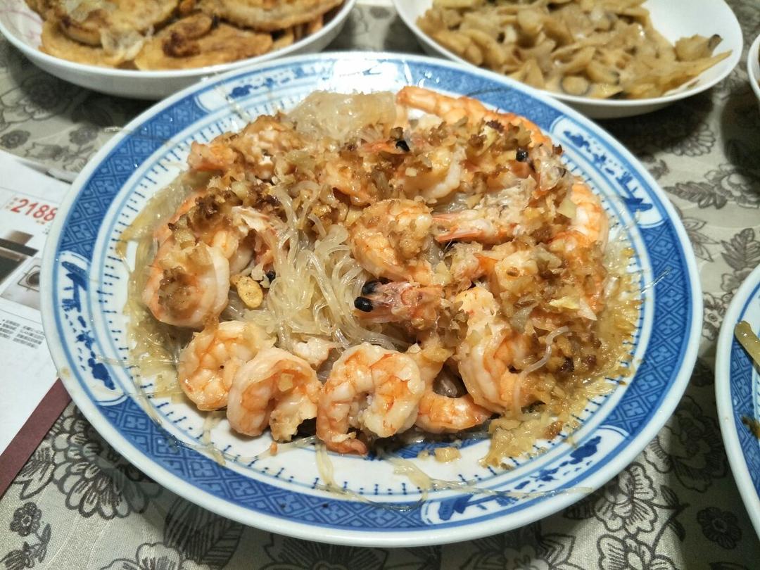 蒜蓉粉丝蒸明虾仁
