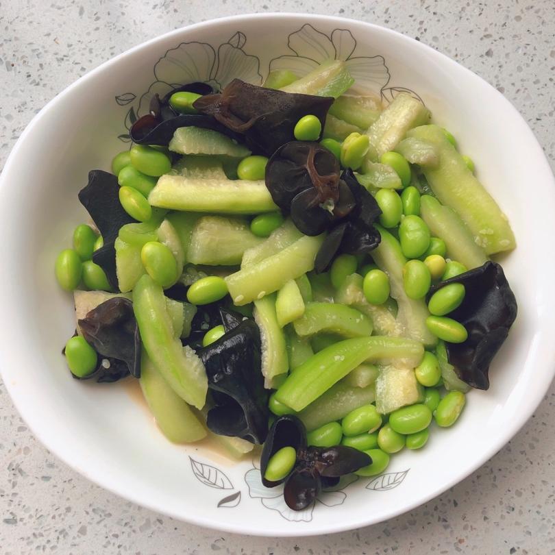 炒毛豆丝瓜