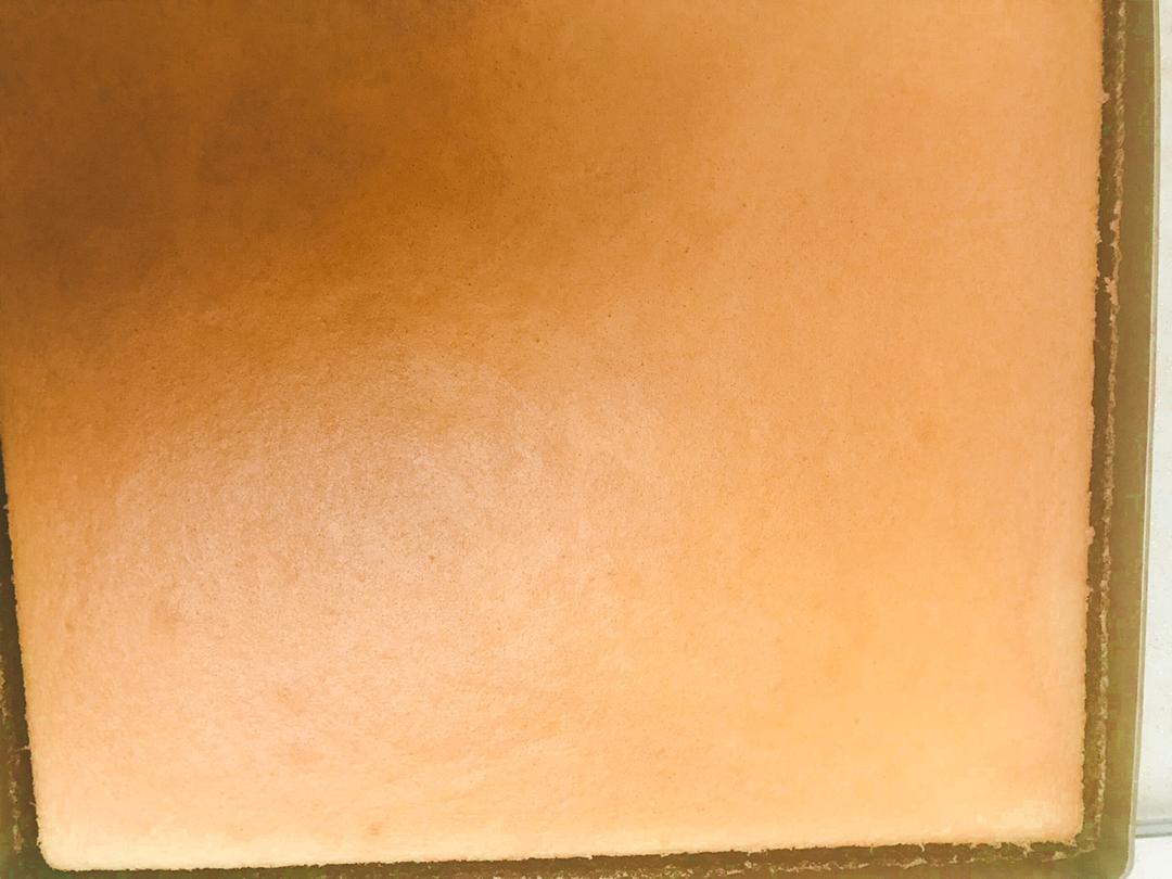 戚风奶油蛋糕卷