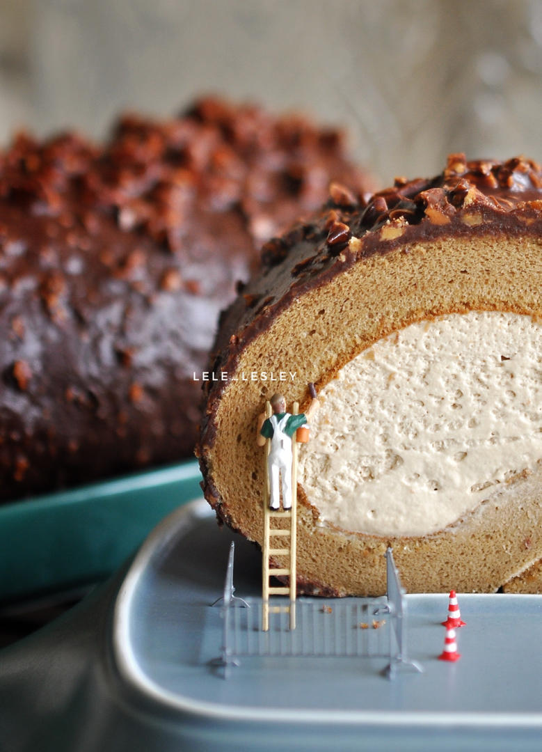 「黑巧脆皮咖啡奶油梦龙卷」