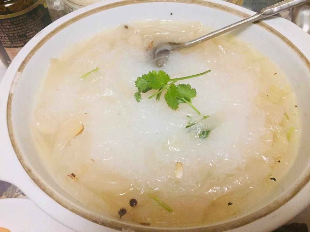 酸菜粉丝汤
