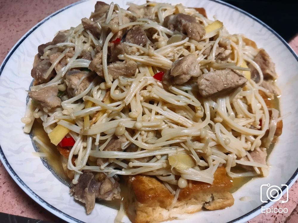 金针菇焖豆腐