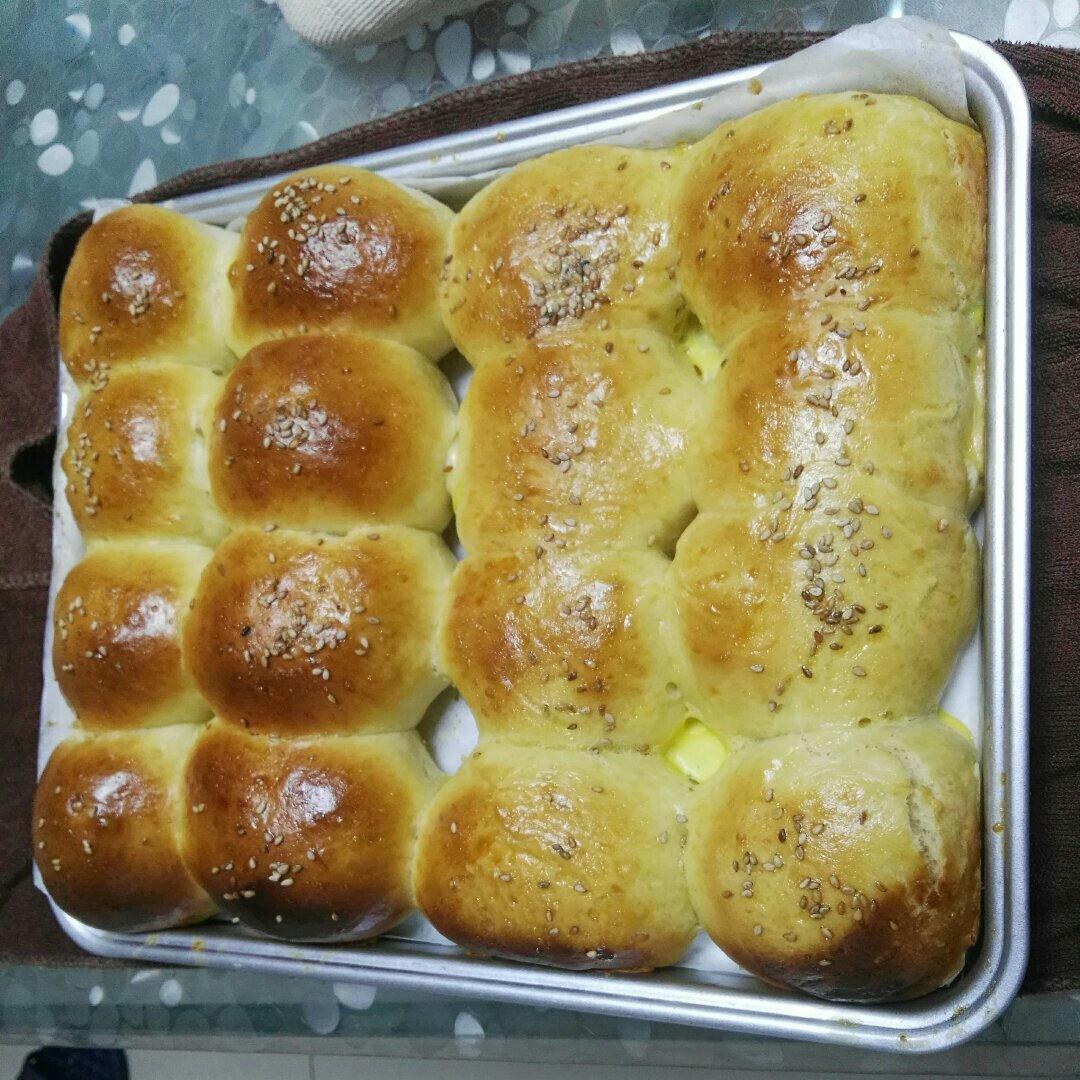 大人小孩都爱不释口的【蜂蜜牛奶小餐包】