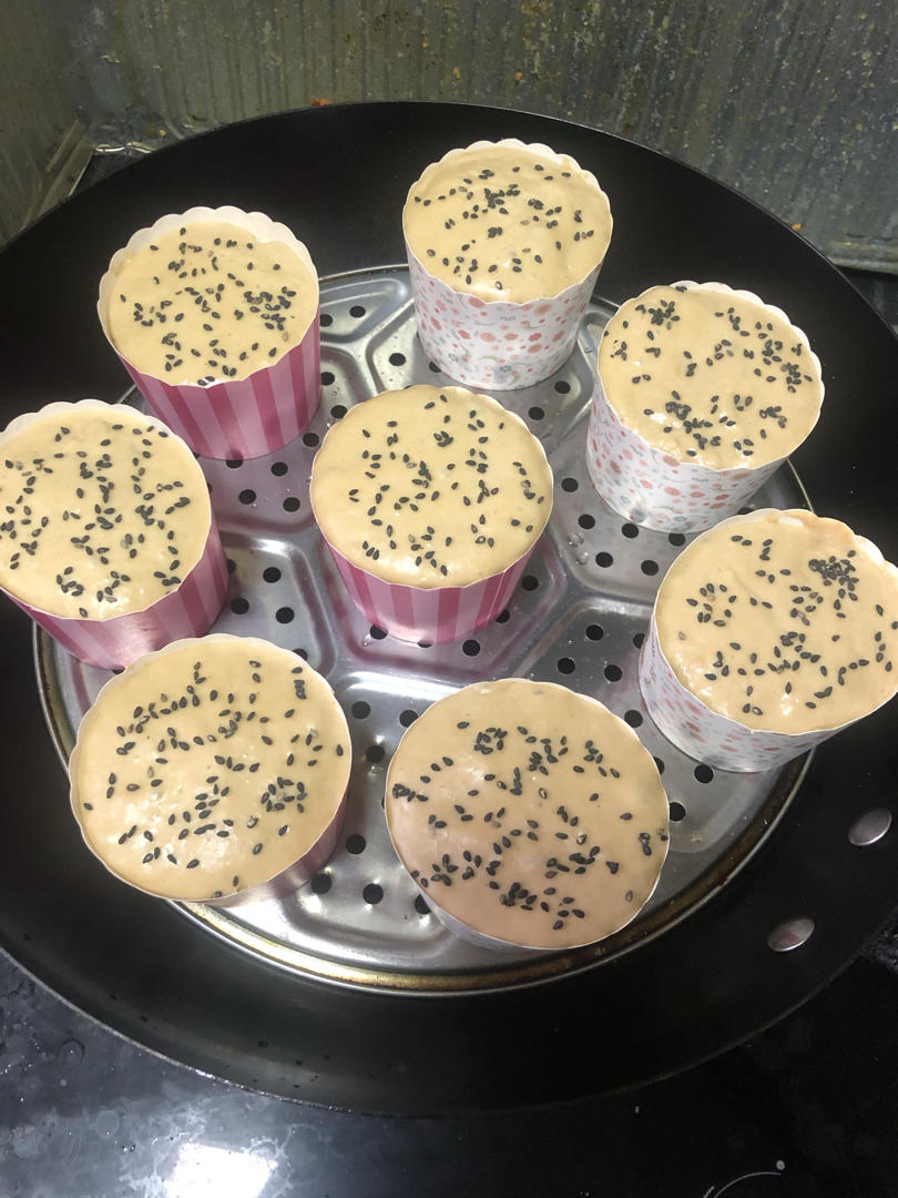 蓬松暄软又快手的红糖发糕