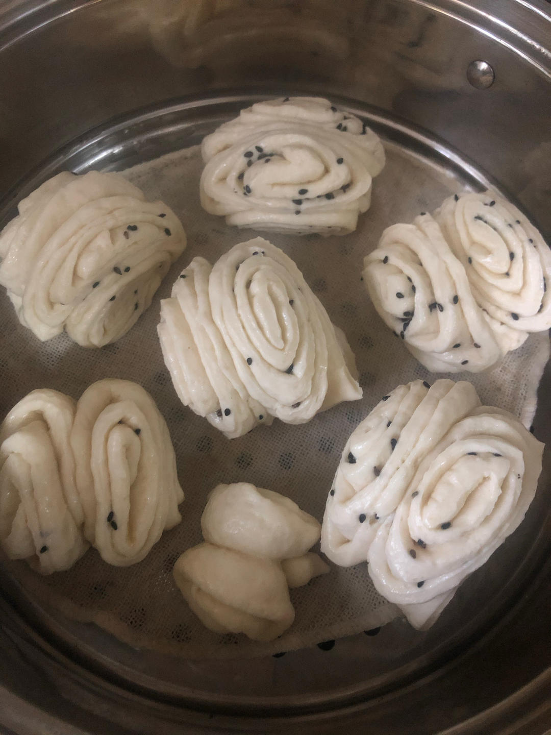 百吃不厌♨️经典葱花卷 馒头