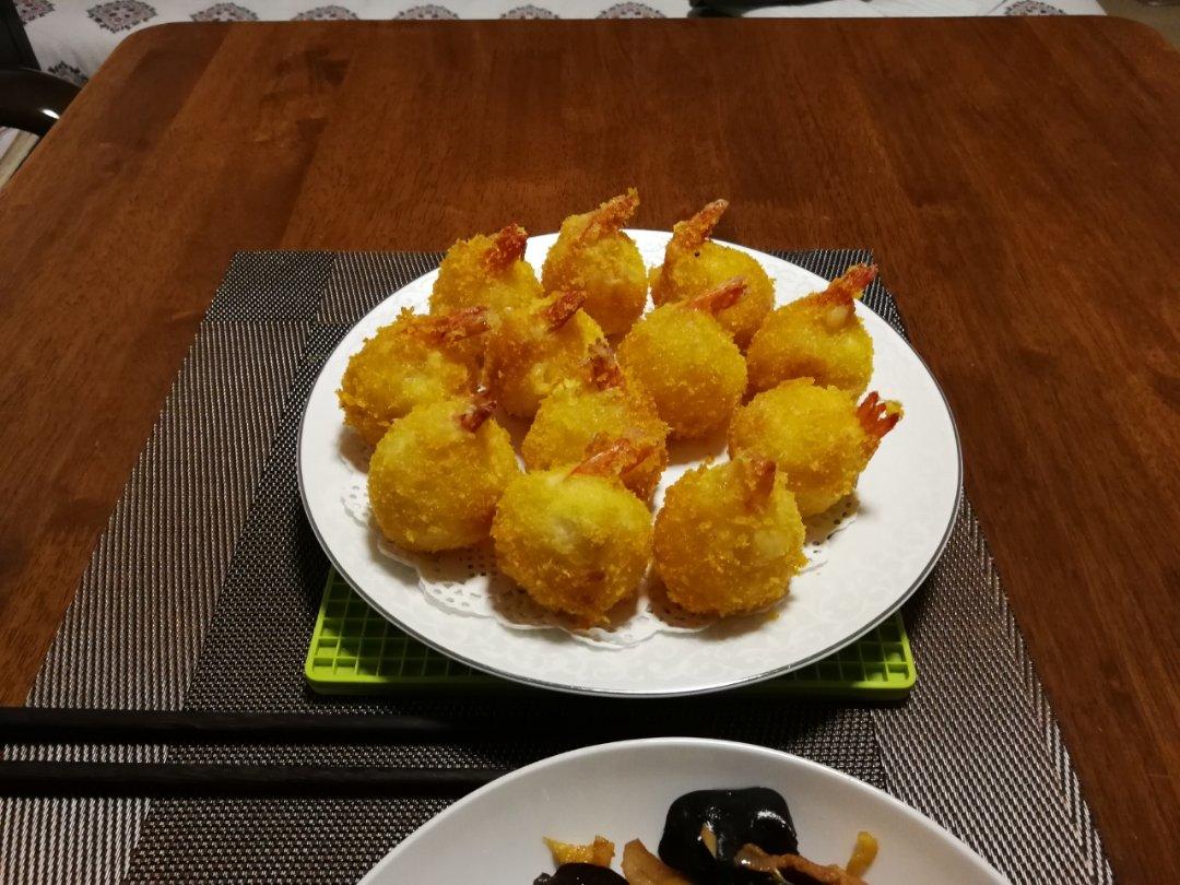 年夜饭必做硬菜，颜值高上档次！美味鲜虾与土豆的碰撞，你真的要试试！