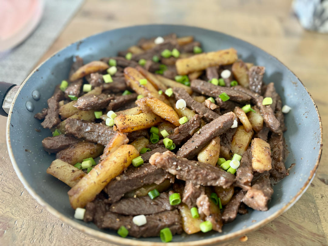 嫩滑多汁‼️一口就上瘾的㊙️牛排土豆煎锅