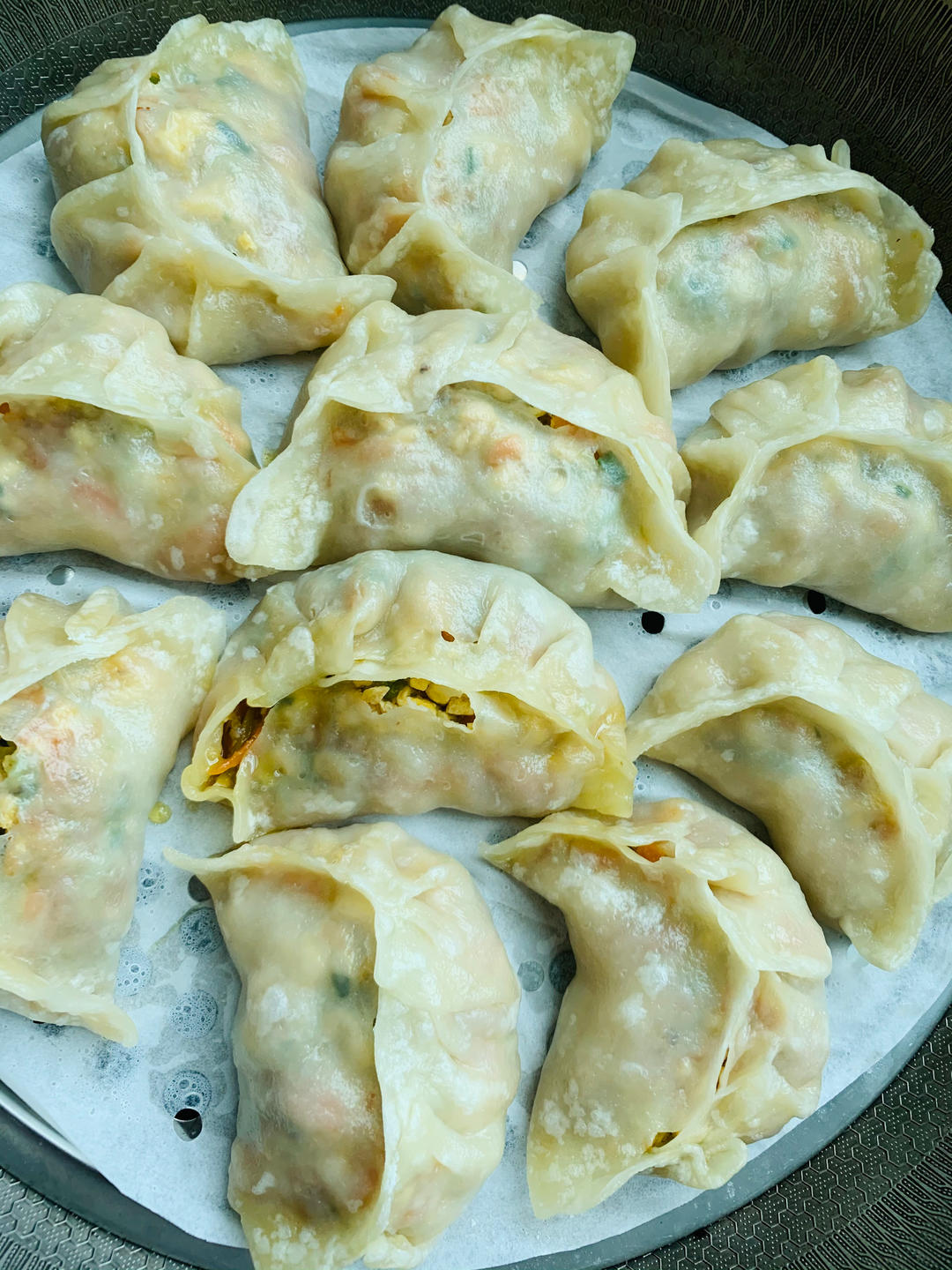 西葫芦烫面蒸饺