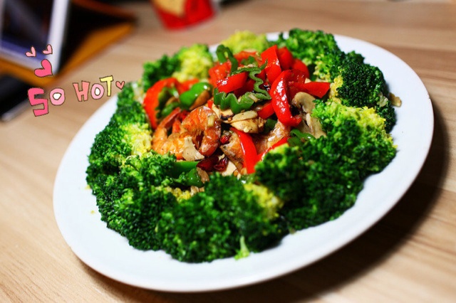 杏鲍菇扣西兰花