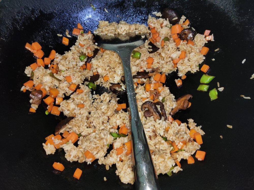 香菇油饭