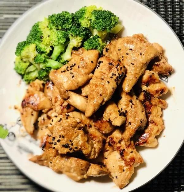 七种鸡胸肉腌制方法