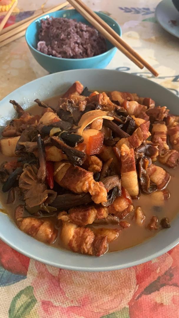 家常版香😋而不腻红烧肉