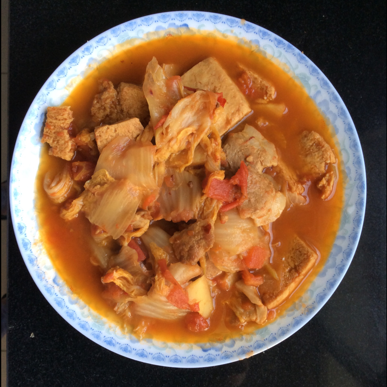 冻豆腐白菜炖五花肉