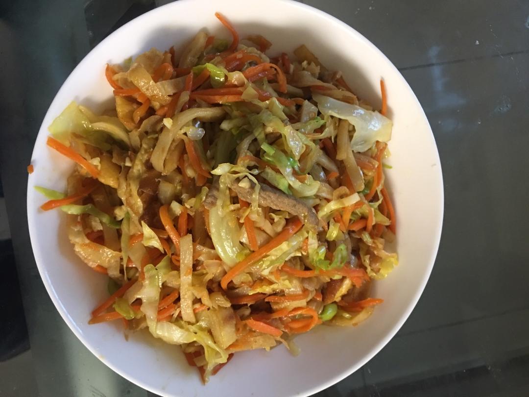 圆白菜炒饼丝