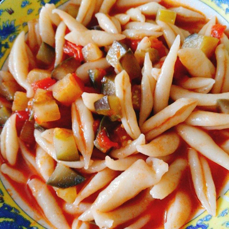 小仙酱001做的山西剪刀面