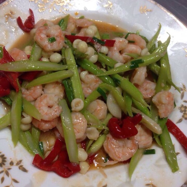 鸡头米虾仁