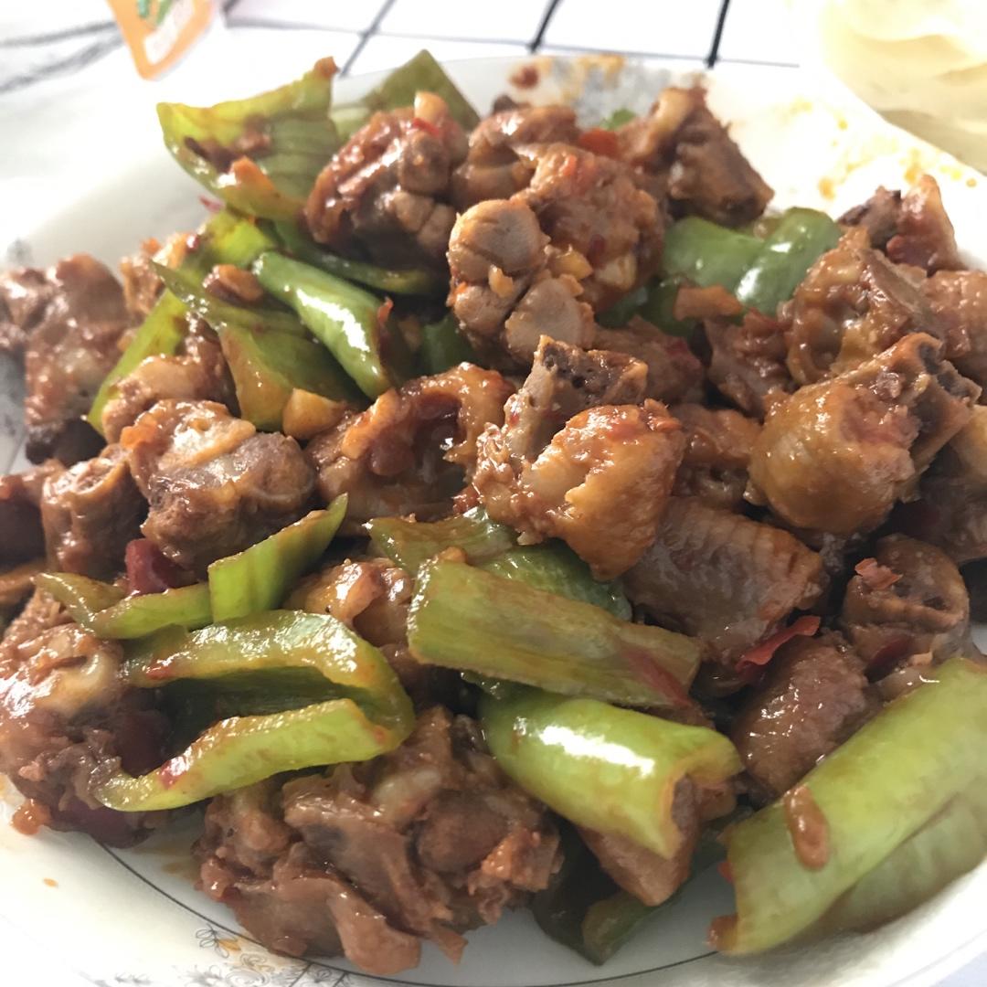 酱爆鸡胗子