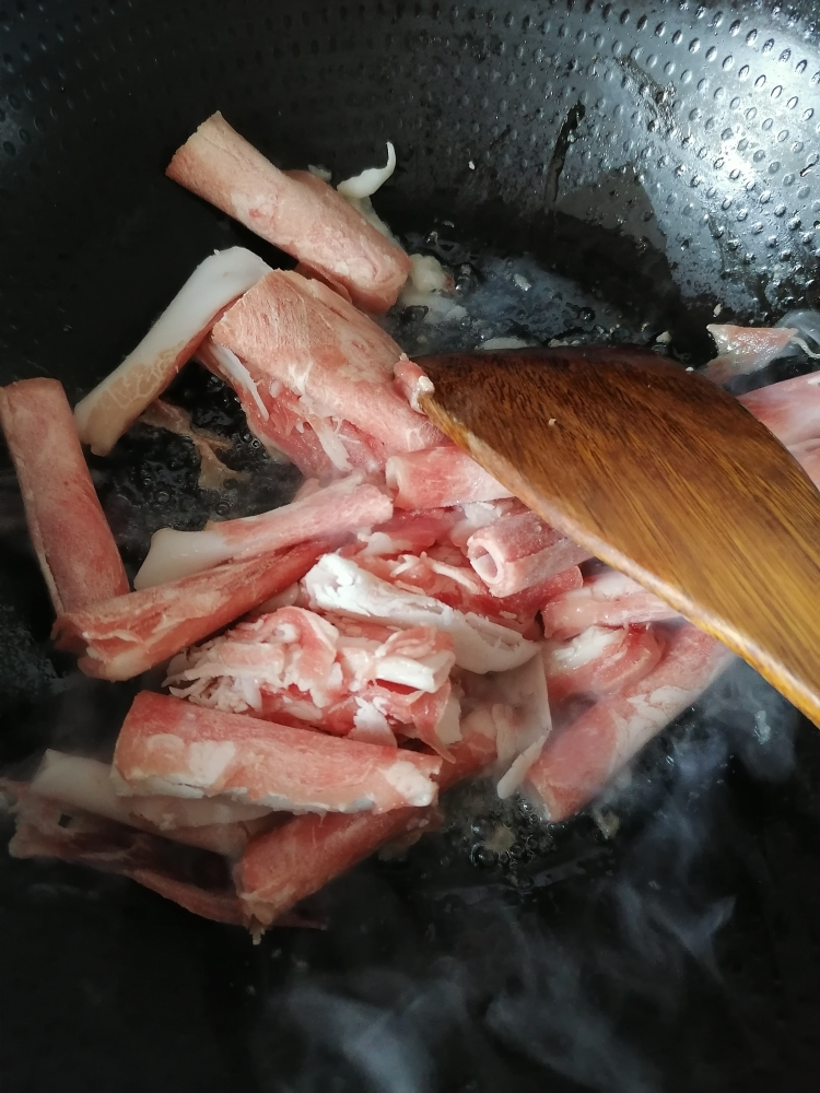 黑椒土豆猪肉卷拌饭的做法 步骤2