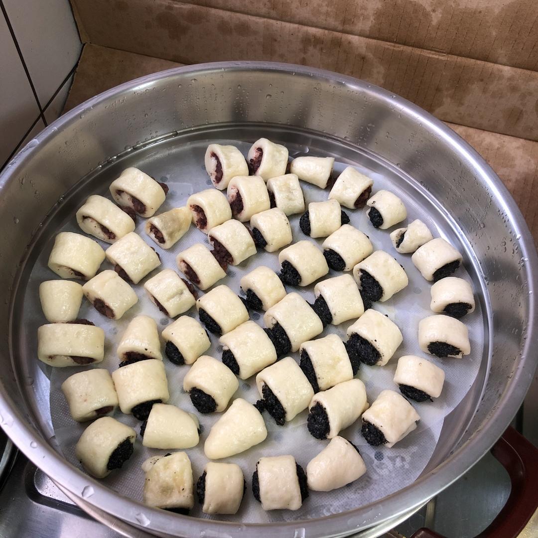 一口一个的刀切夹心牛奶小小馒头(一次性发酵)