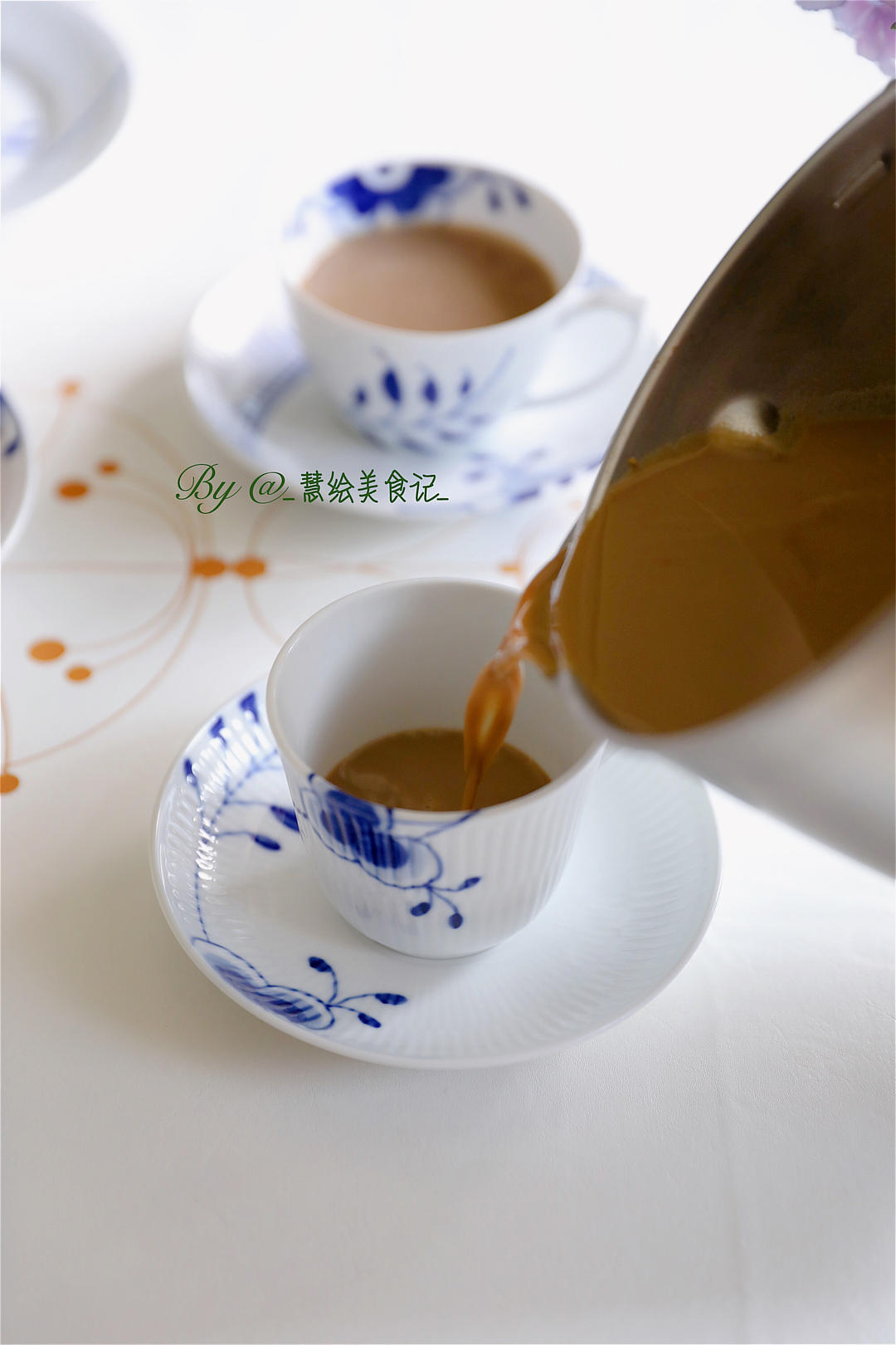 #我用早餐叫醒你#
