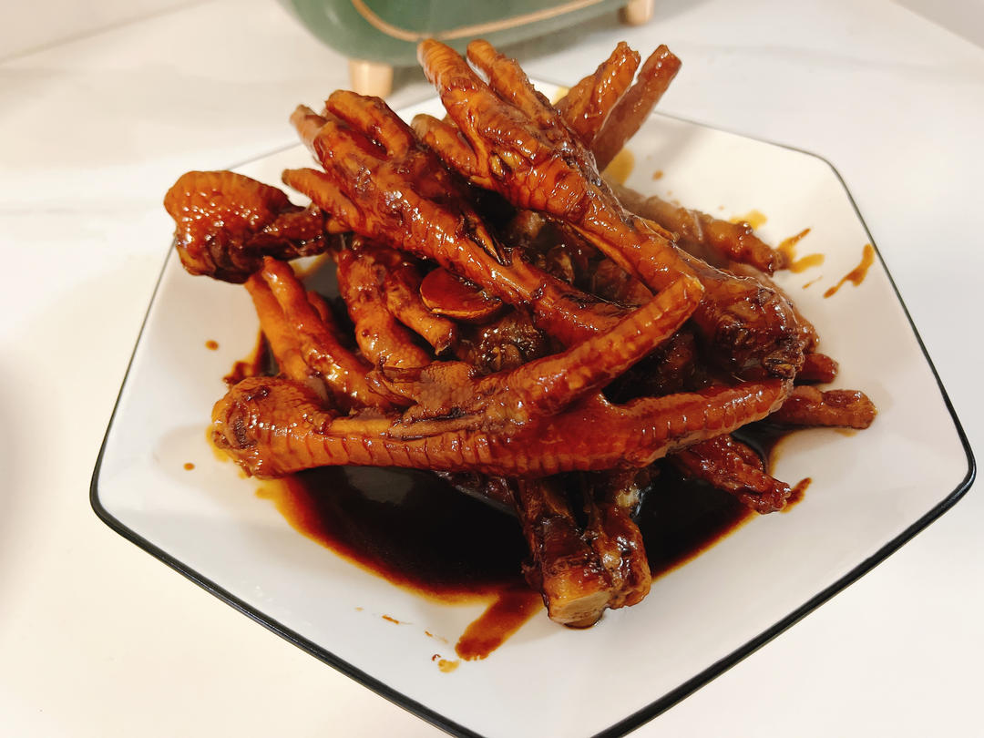 “销魂”卤鸡爪