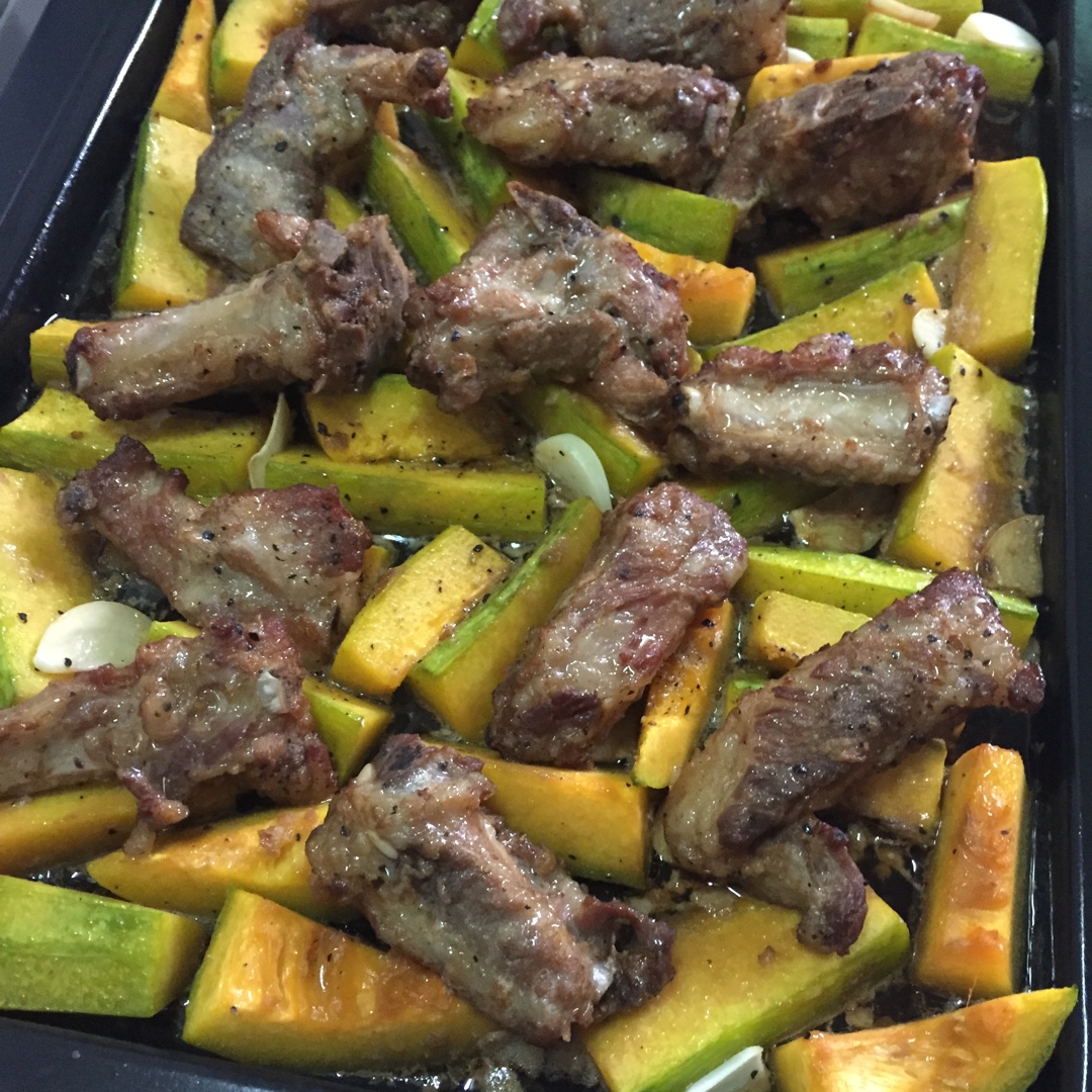 黑椒风味烤排骨