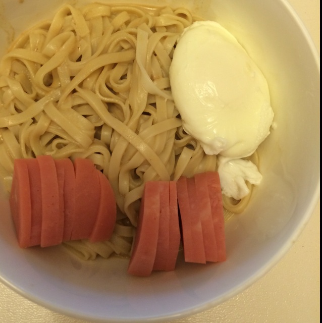 蛋黄麻酱拌面