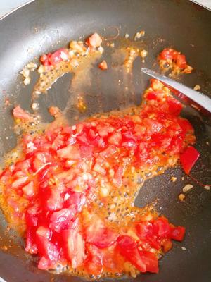 低卡美味又简单的番茄虾滑汤，了解一下🤓的做法 步骤7