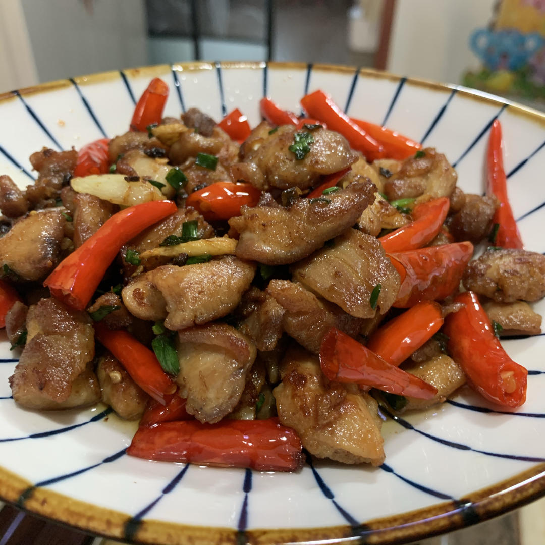 【辣子鸡】