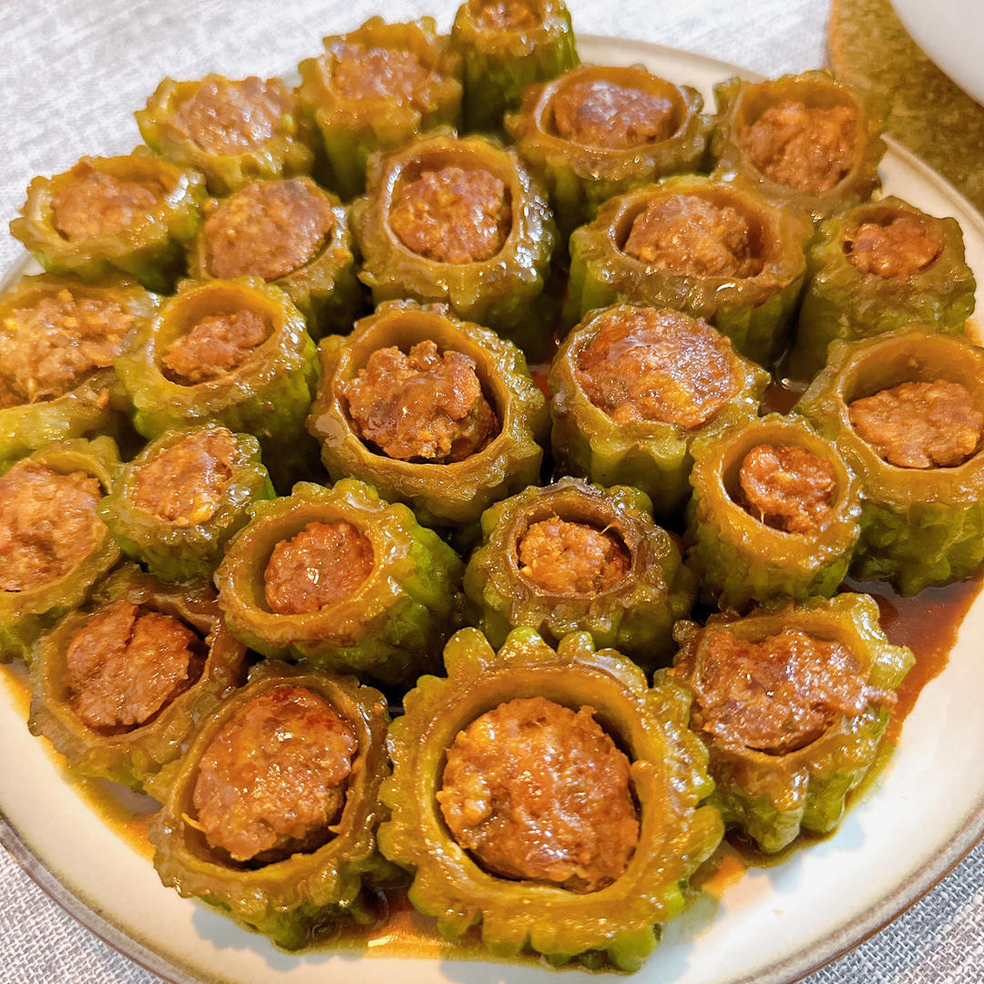 夏天消暑-苦瓜酿肉