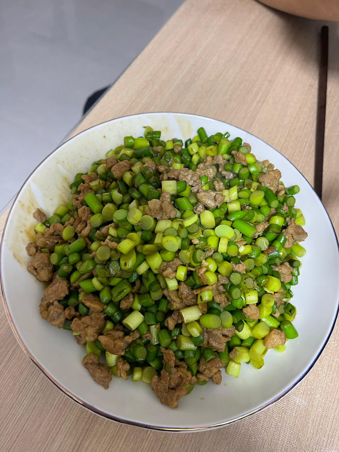 蒜苔炒肉末，三碗米饭都不够吃