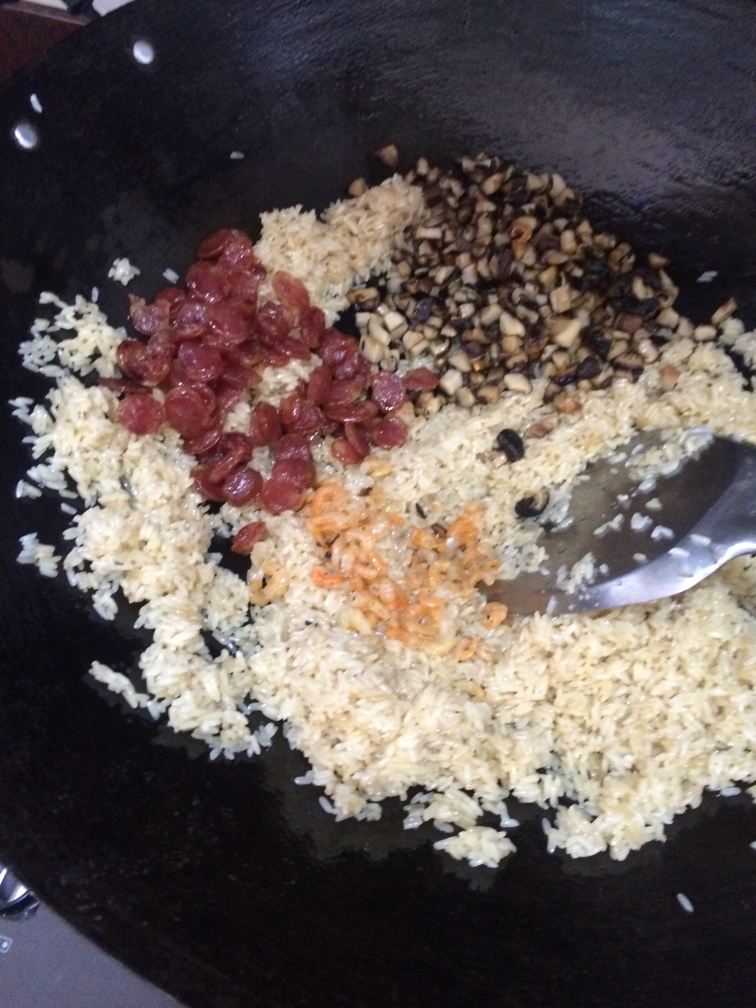 咸鸭蛋糯米饭的做法 步骤5