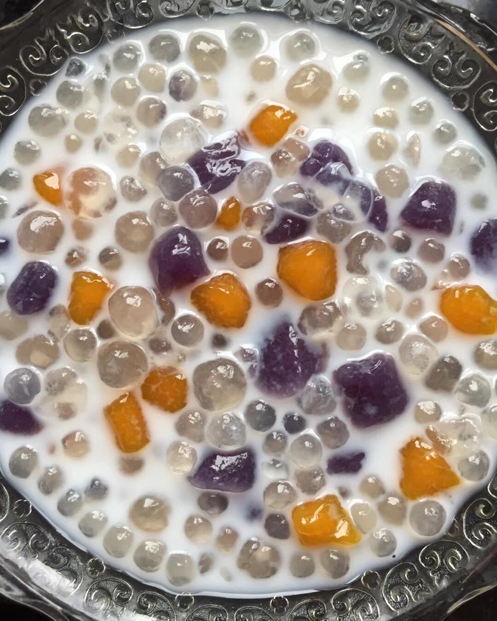 伶妮做的椰汁芋圆西米露