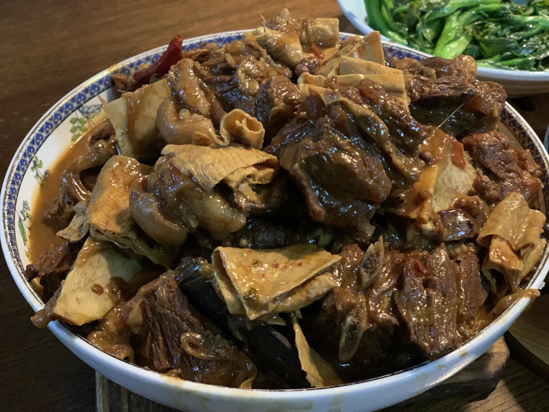 堂妈教你做红汤羊蝎子火锅