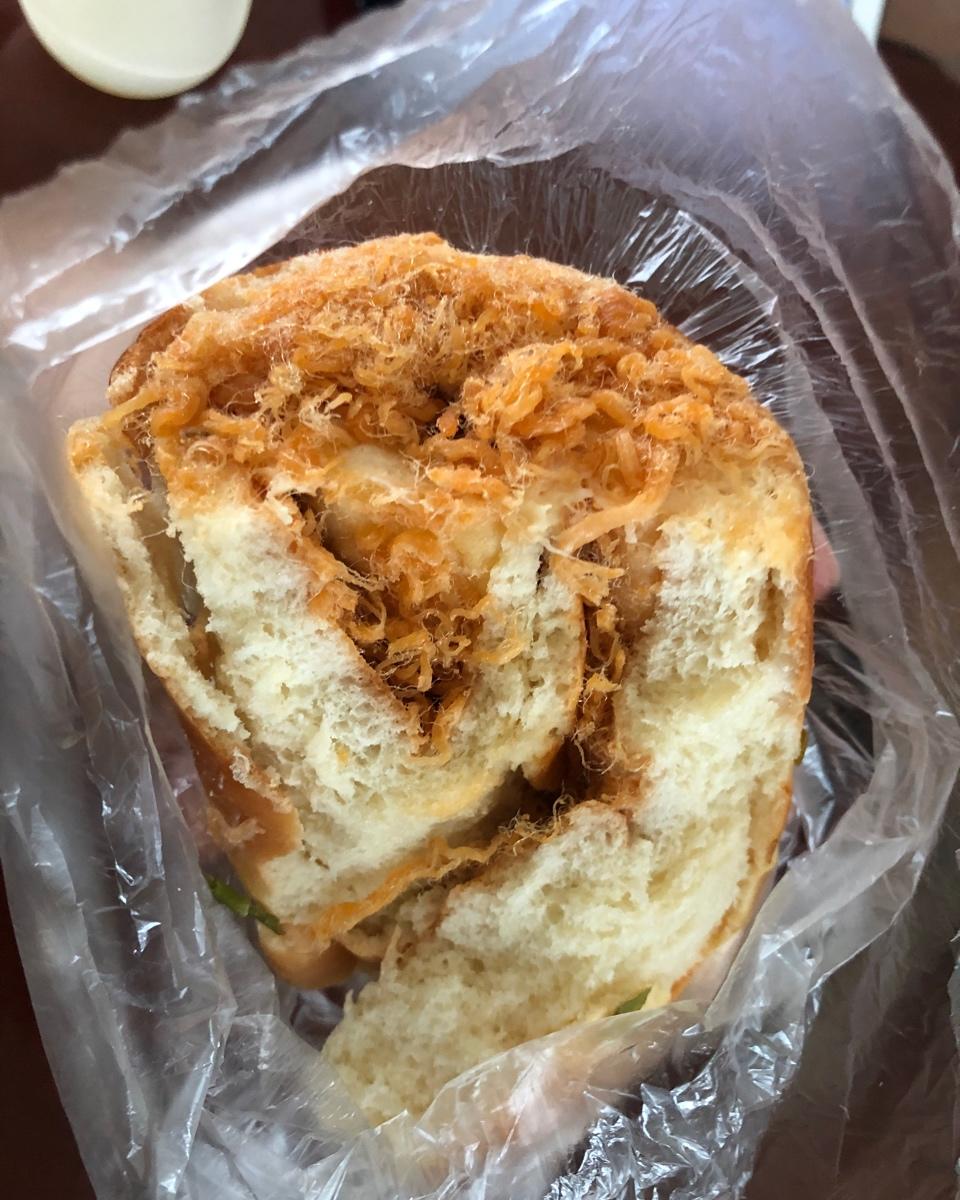 香葱肉松卷 面包肉松卷—水解法