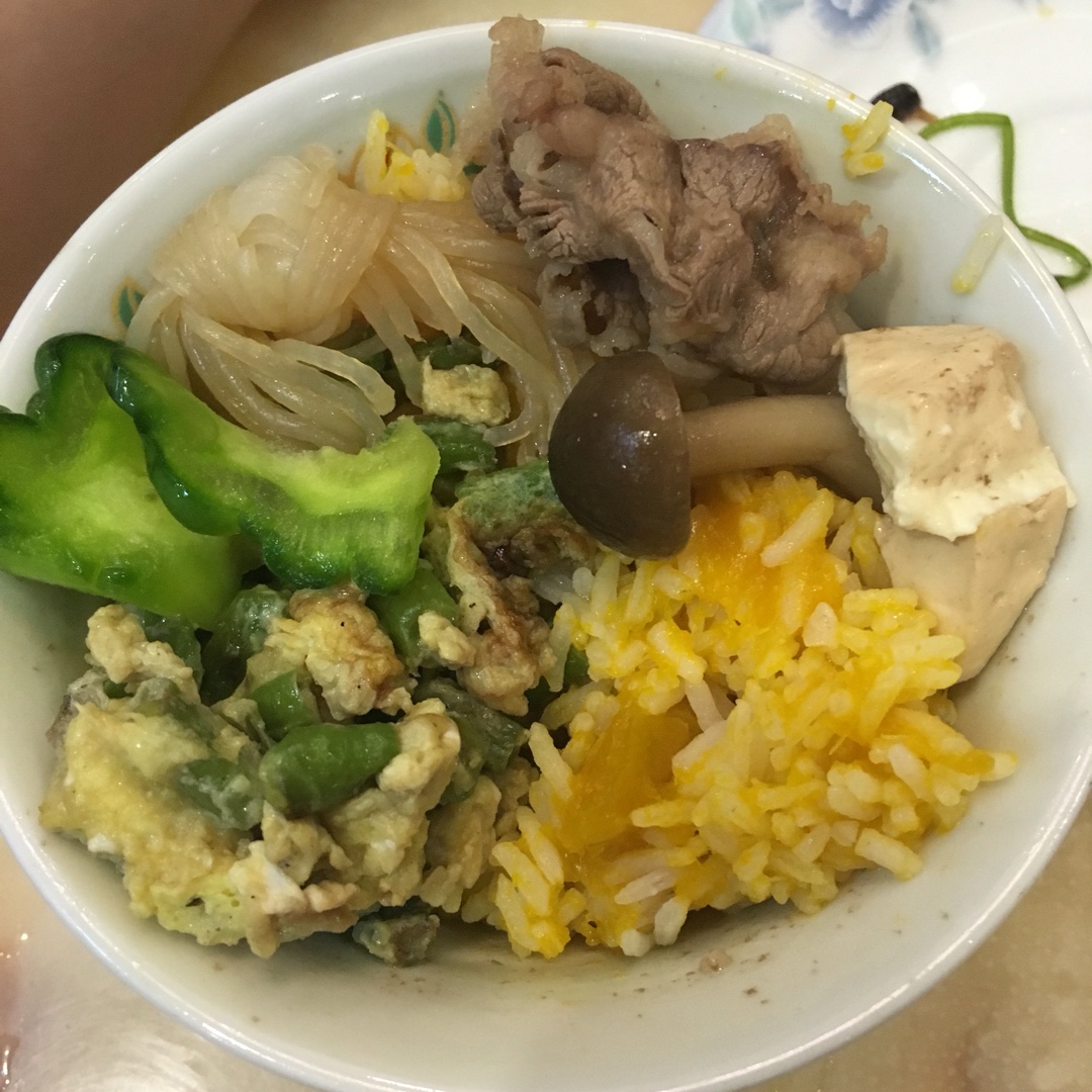 南瓜鸡肉饭