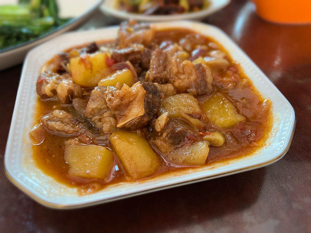 红烧牛肉土豆 （独家秘制）