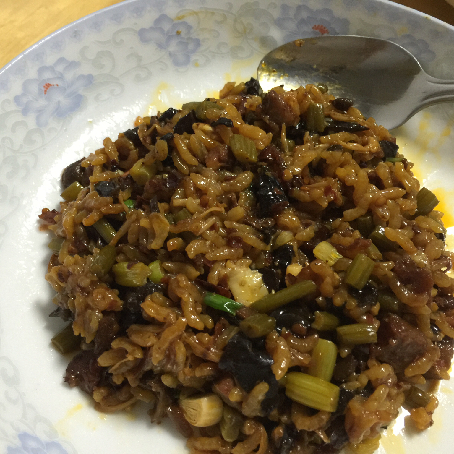 腊肠饭（电饭煲版）