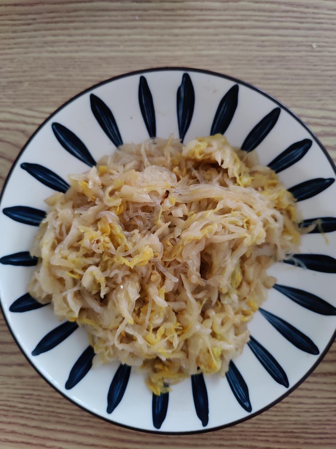 酸菜炒粉