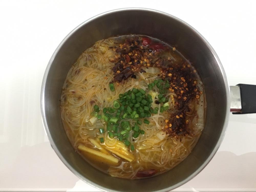 好吃的鲜肉米线汤